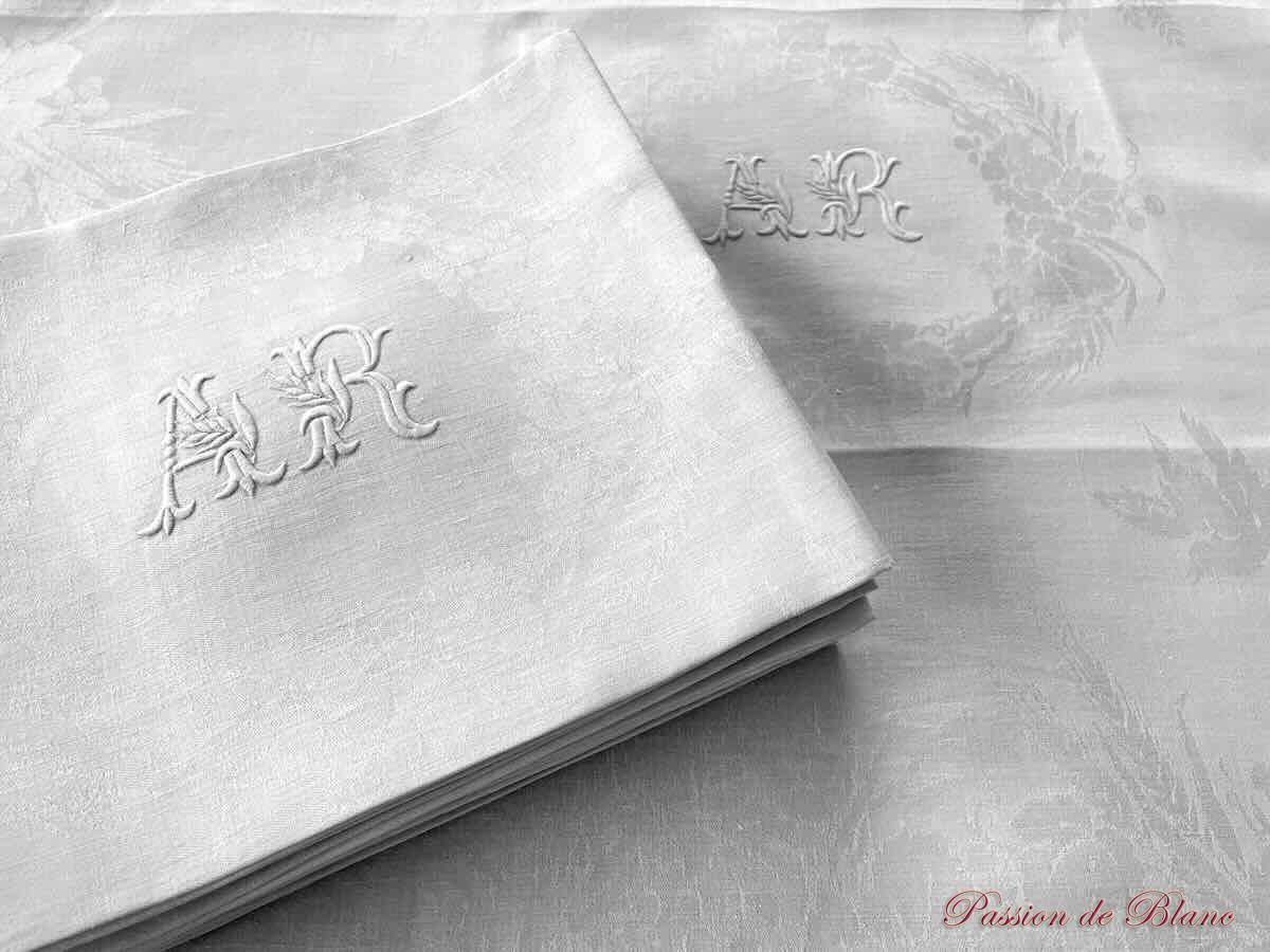Lot grandes serviettes de table en damassé de lin fin avec épis de blé oiseaux et monogramme AR – Image 6