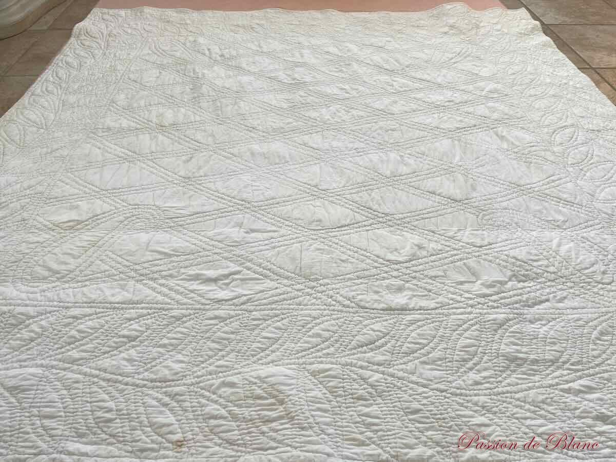 Courtepointe piquée main motifs Provence