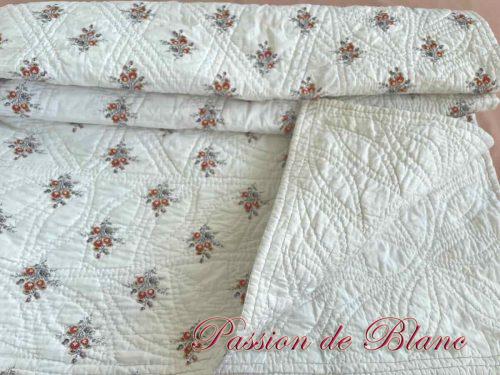 Courtepointe piquée main motifs Provence