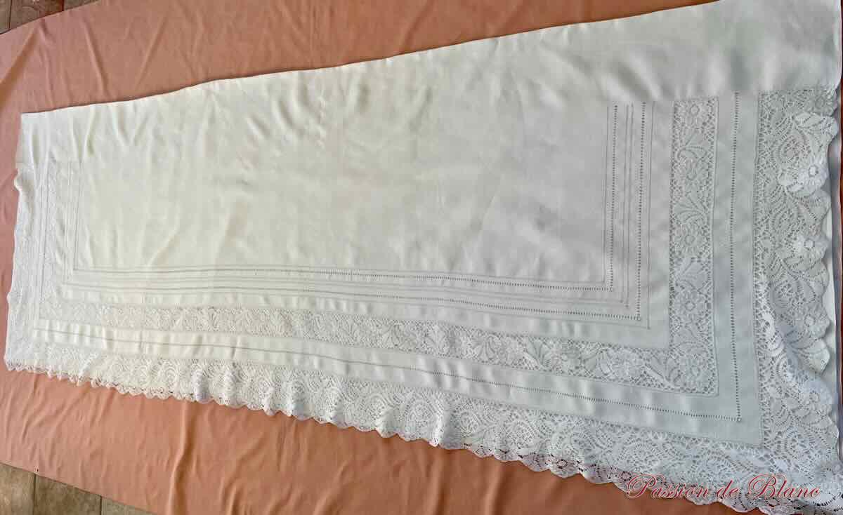 Drap fil de lin dentelles main
