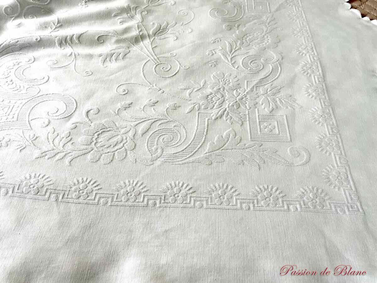 Couverture en piqué festonnée quatre côtés, monogramme JD – Image 6