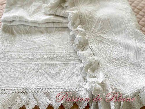 Couverture en piqué Marseillais et crochet