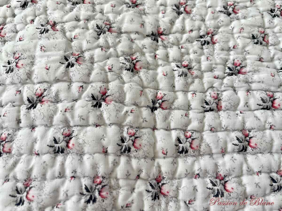 Courtepointe Piquée Provence Fin XIXe Motif Floral – Image 7