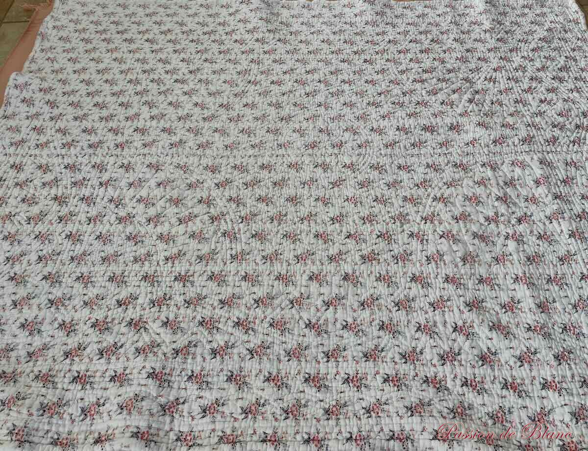 Courtepointe Piquée Provence Fin XIXe Motif Floral – Image 5
