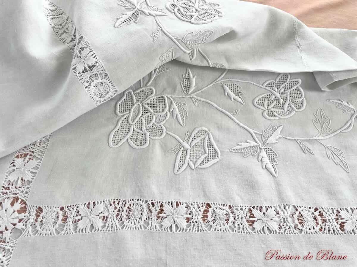 Nappe imposantes broderies main