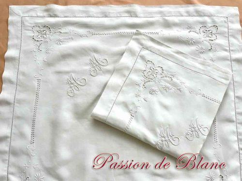 Paire de taies broderies fleurs MM