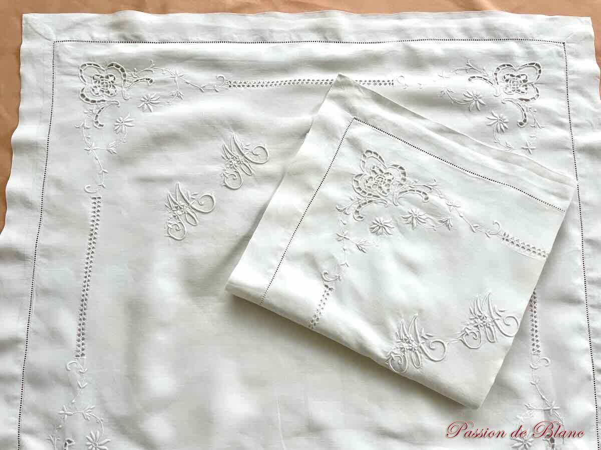 Paire de taies broderies fleurs MM