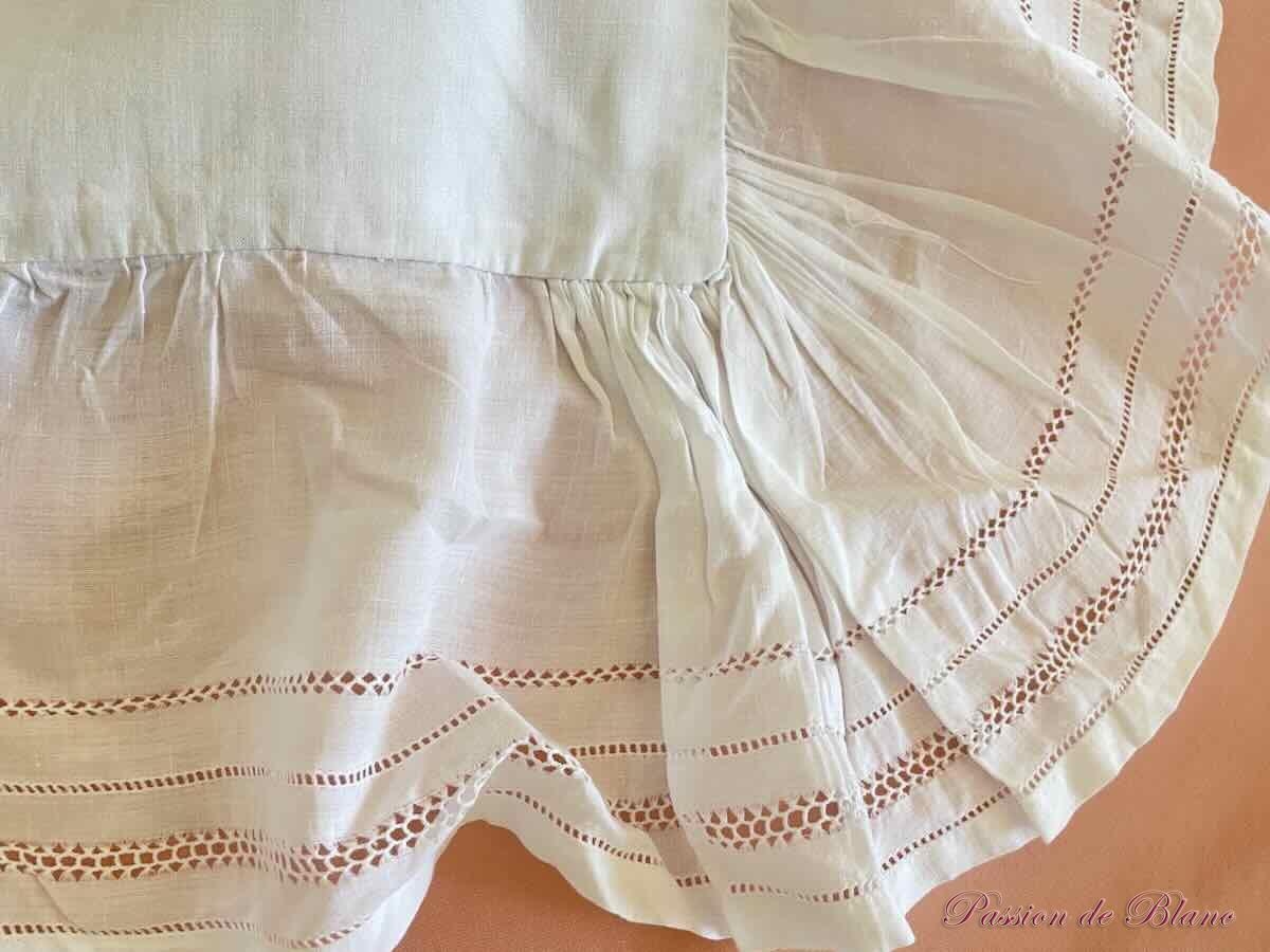 Drap et 2 taies avec travail de broderie main