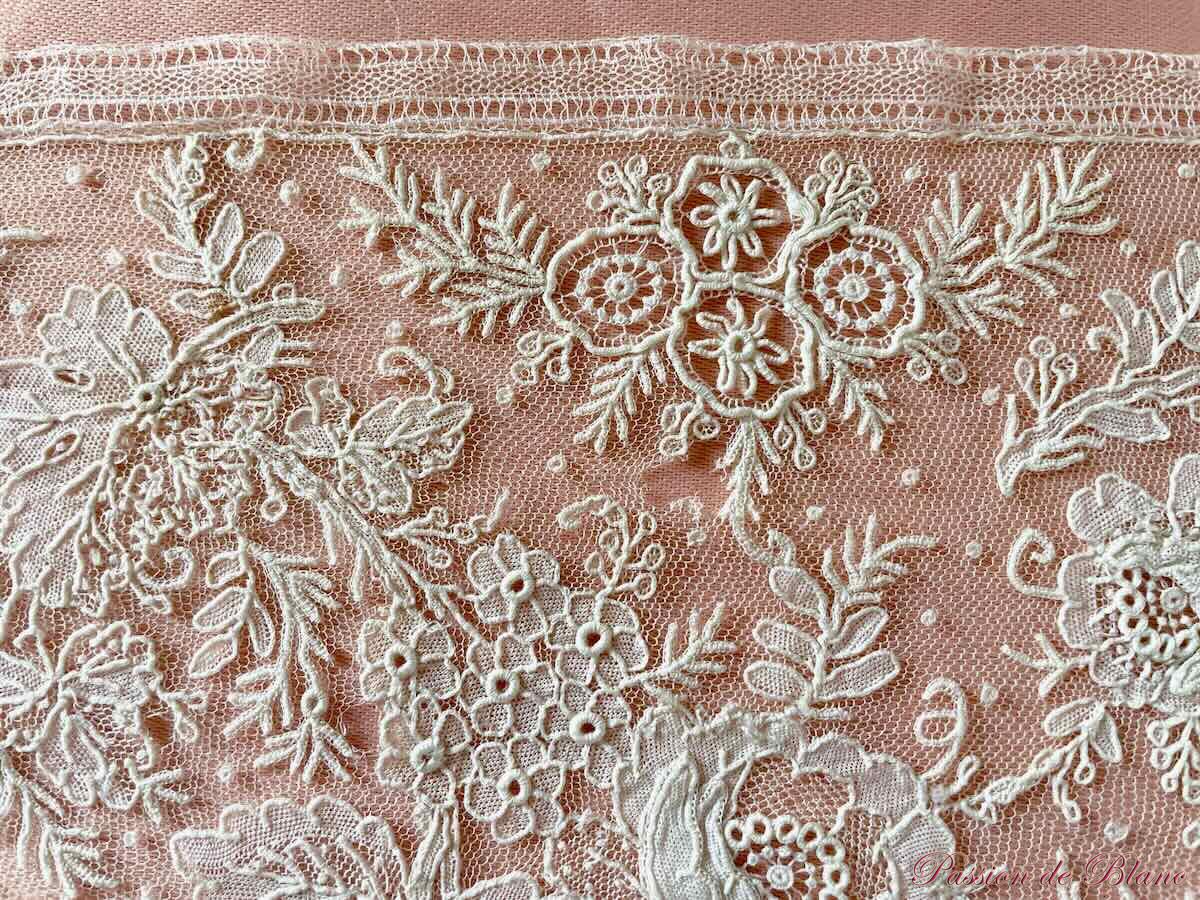 dentelle ivoire à l'aiguille