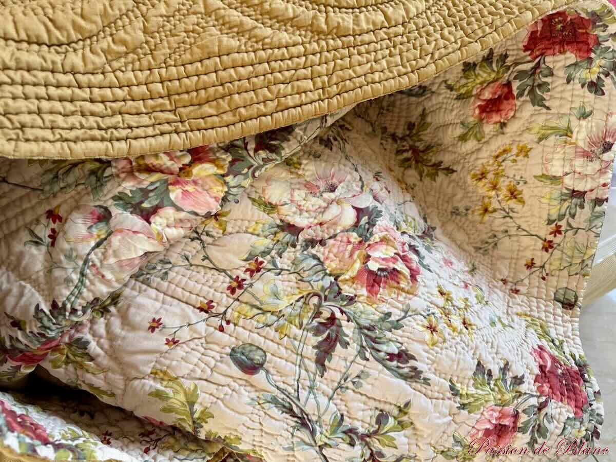 Couverture ancienne provence piqué main